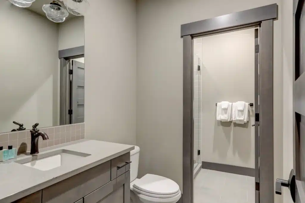 Bathroom-HJ