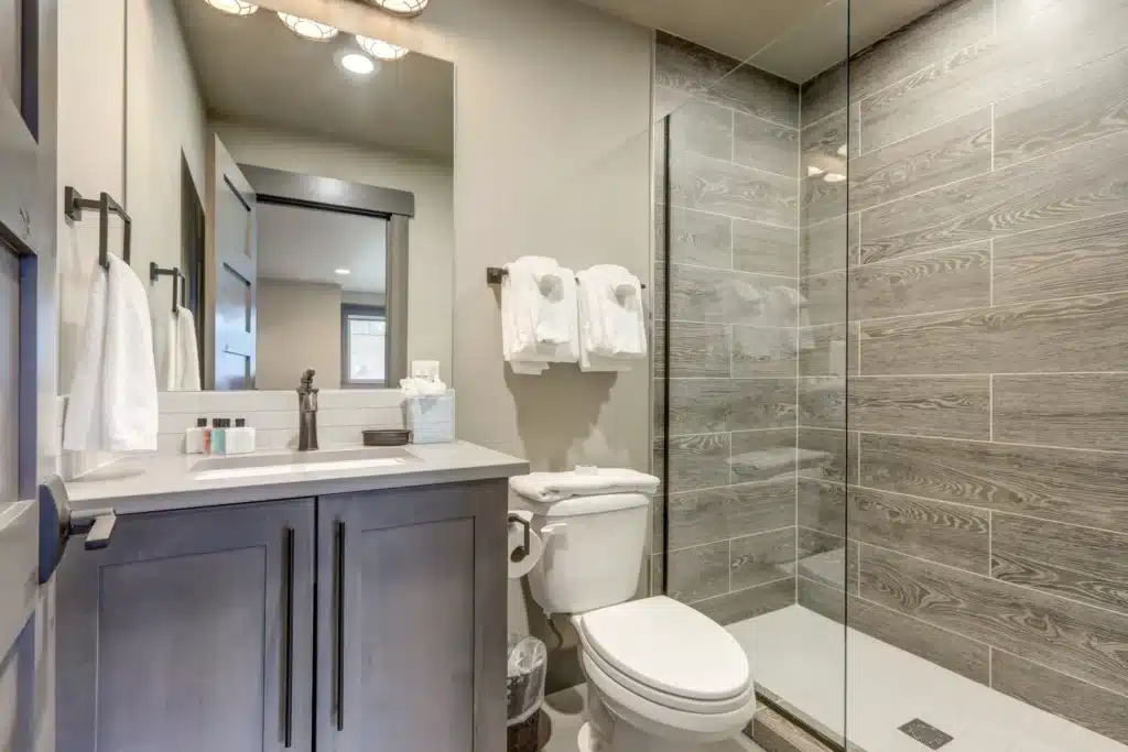 Bathroom-HJ1