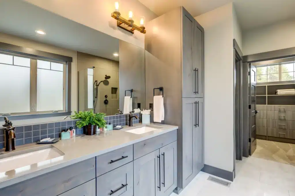 Bathroom-HJ6
