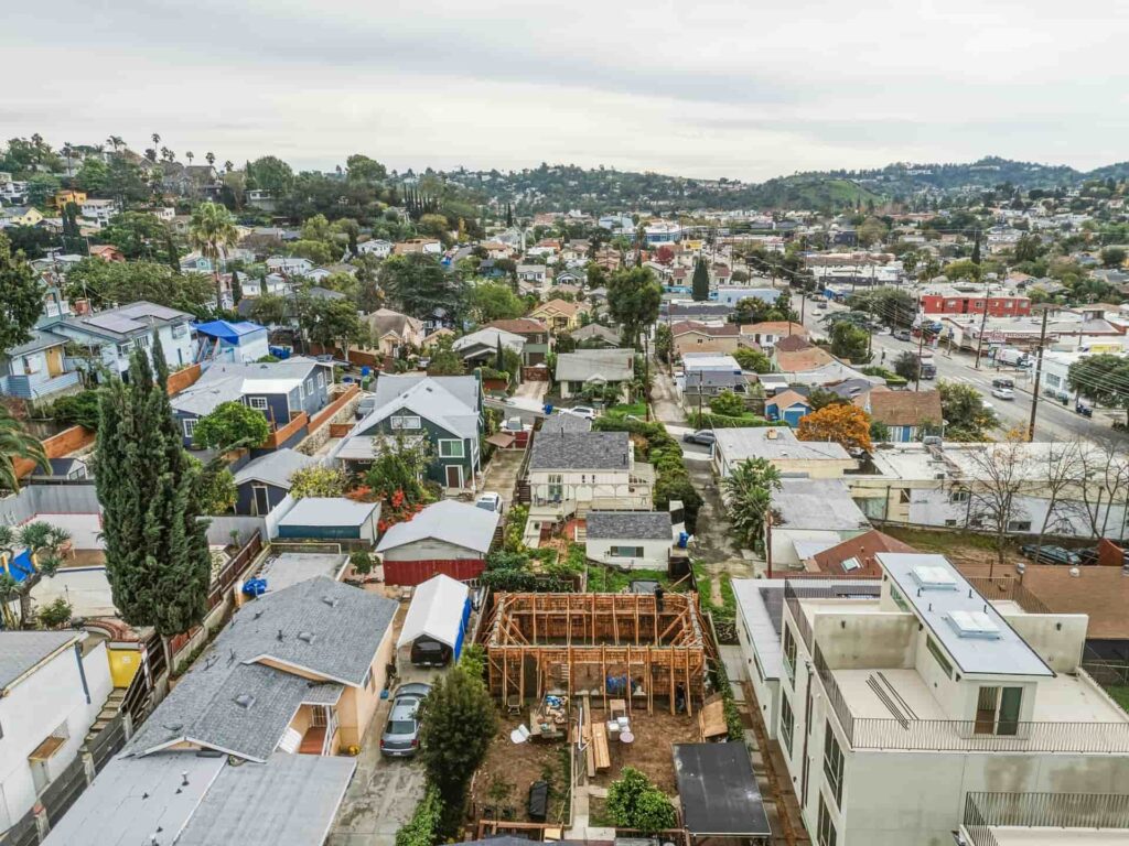 01-6166-oak-crest-way_01082026_001