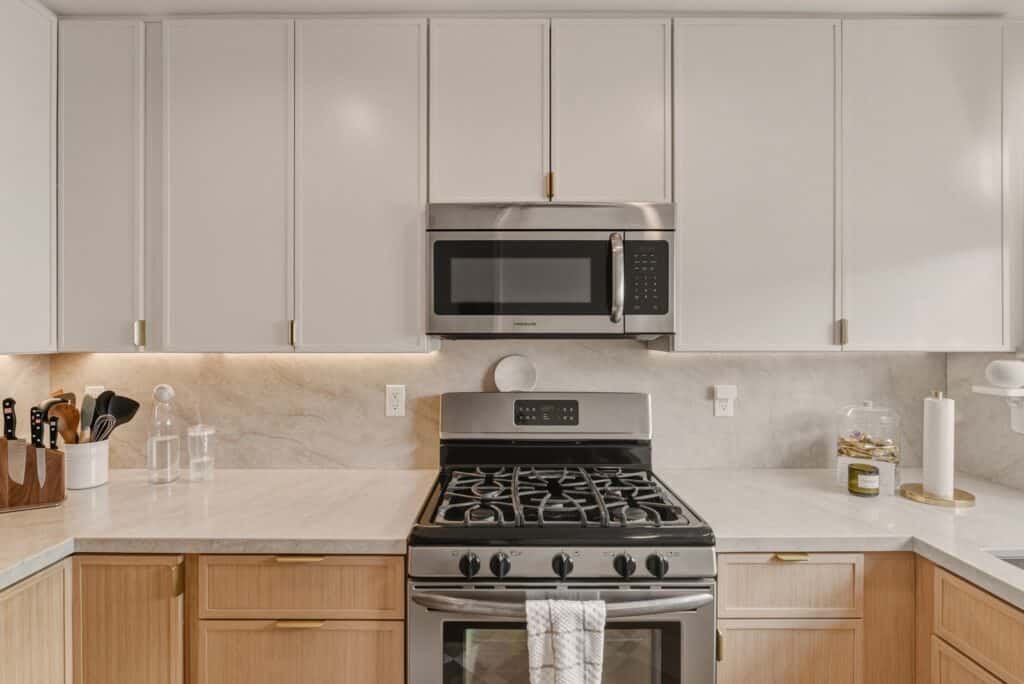17-1275-n-harper-ave_017_01232026